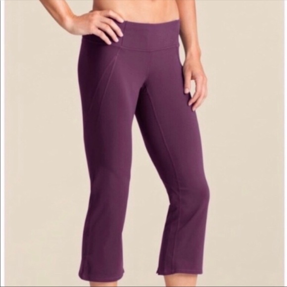 Athleta Pants - Athleta Burgundy Power Ananda Capri Yoga Pants